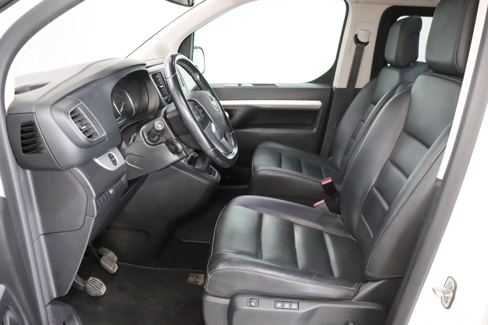 Fahrzeugabbildung Opel Zafira 2.0 CDTi Life S INNOVATION