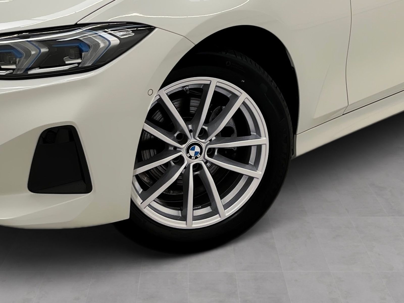 BMW 320 - Bild 8