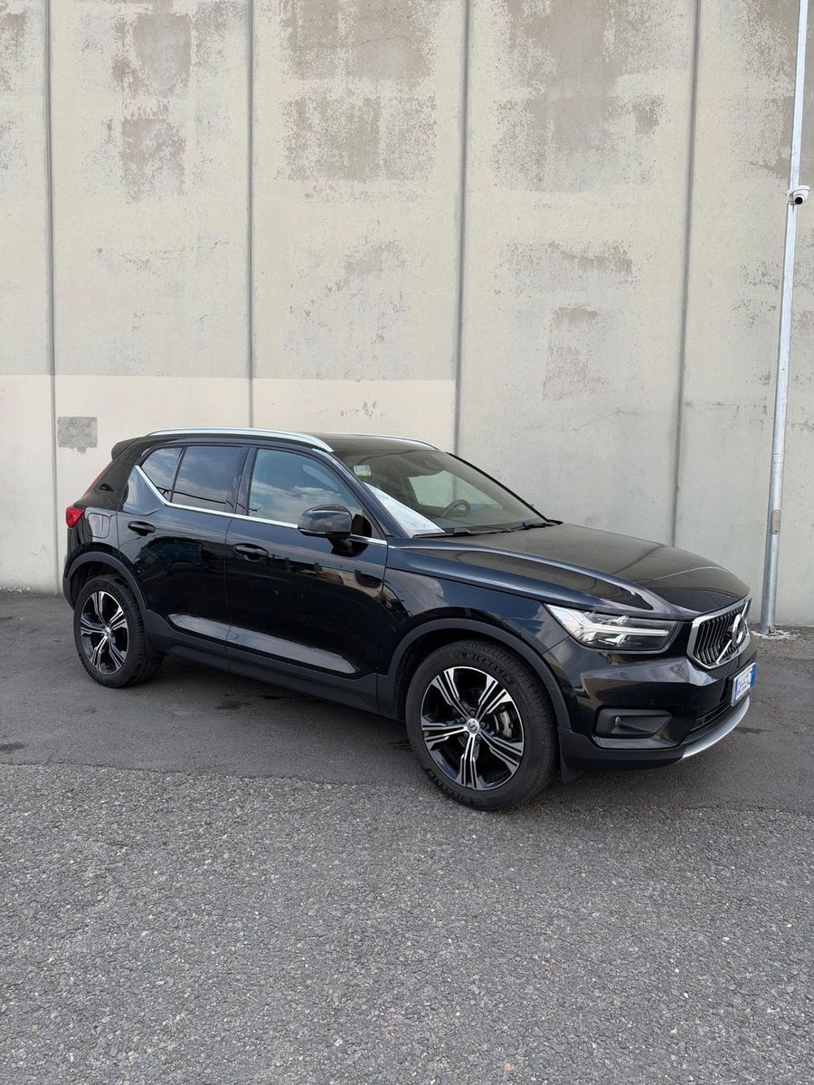 Volvo XC40 T3 Geartronic FULL OPTIONAL imagem 2