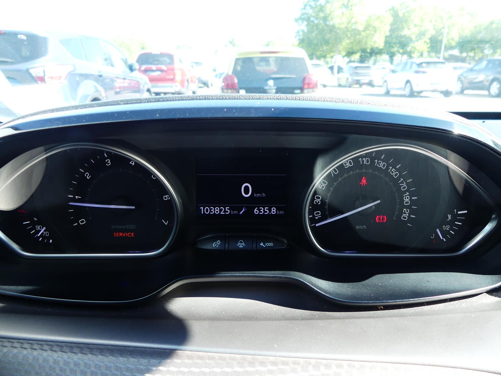 Peugeot 2008 1.6 VTi 120 Allure