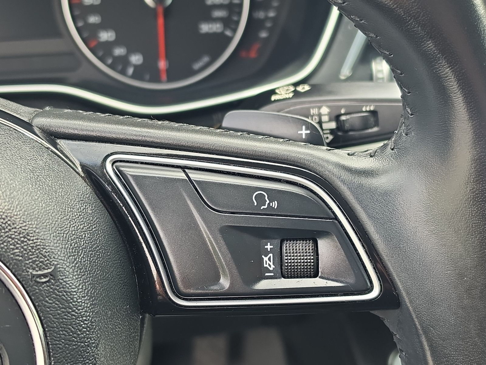Fahrzeugabbildung Audi A5 Sportback basis NAVI PDC