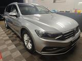 Volkswagen Passat Variant Business*Premium*NP.55.000,-*HUD* - Volkswagen Passat Variant mit Diesel-Antrieb: Kombi