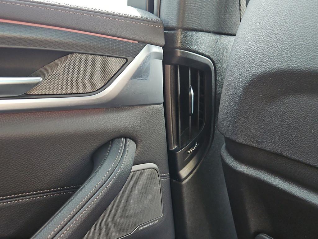 BMW 530d T. M-SPORT LASER HUD PANO KAMERA H/K AHK