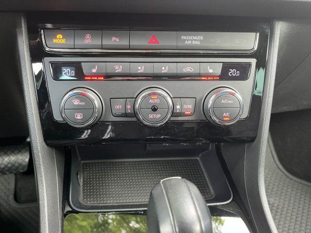 Leon FR 1.4 TSI KLIMA NAV RADIO LED PDC ISOFIX K