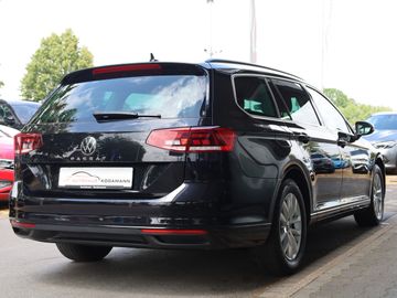 Volkswagen Passat Variant - 11