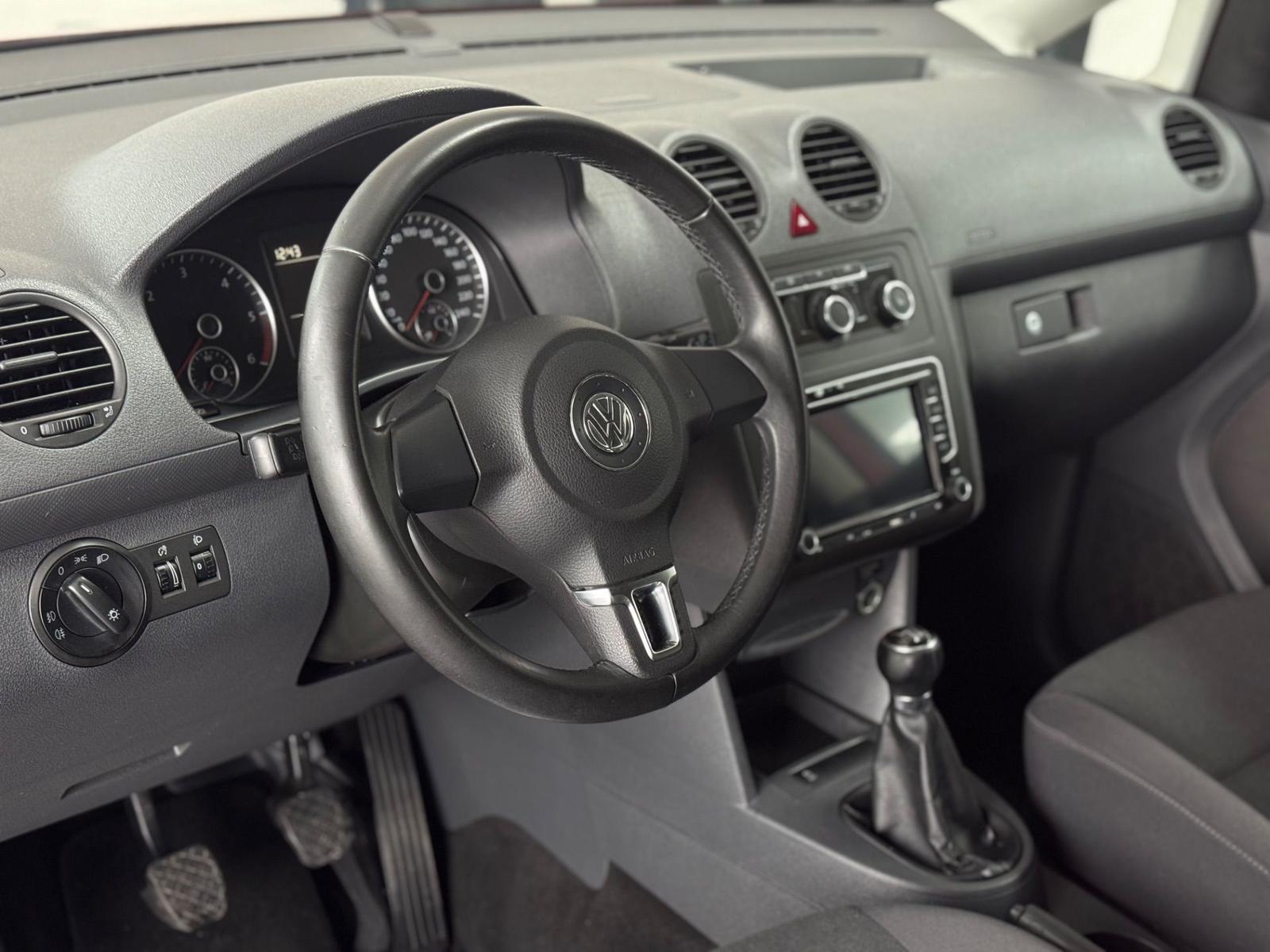 Volkswagen Caddy Maxi 2.0 TDI Rollstuhlgerecht-Rampe 