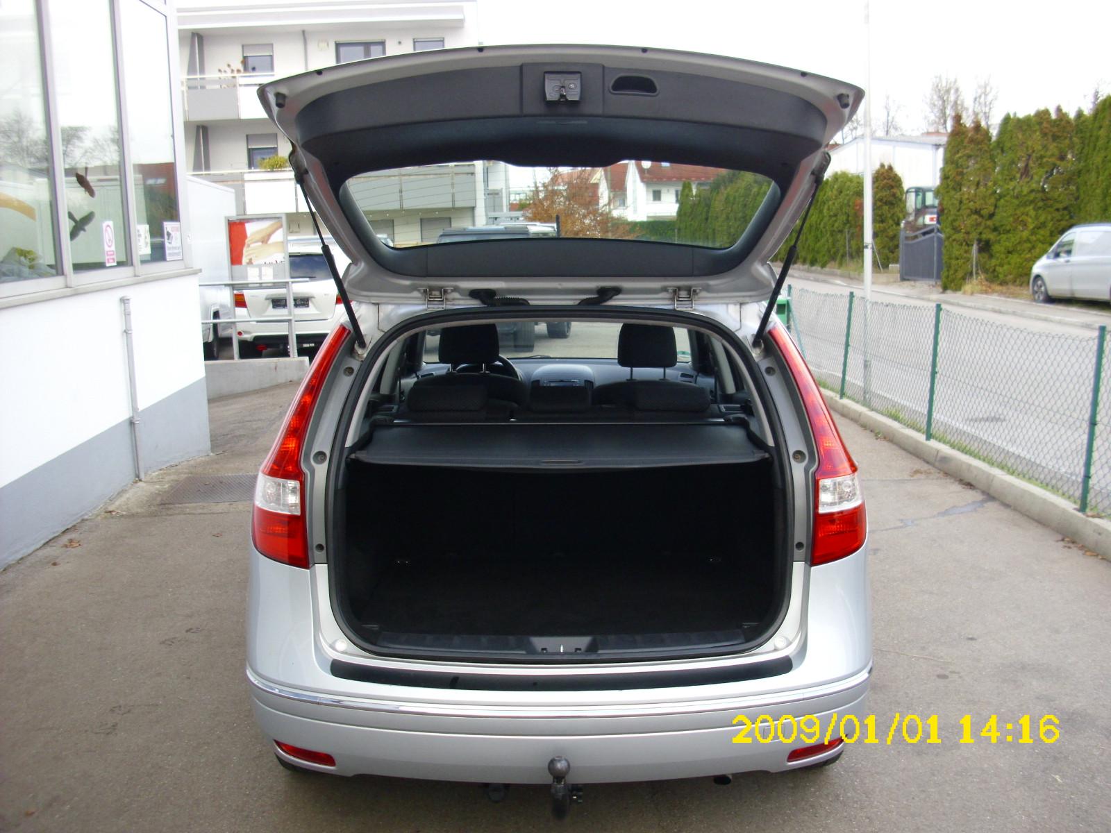 Hyundai i30 2009 — photo 6