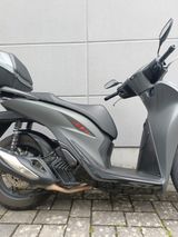 Honda SH 125 AD2N  - HONDA SH 125