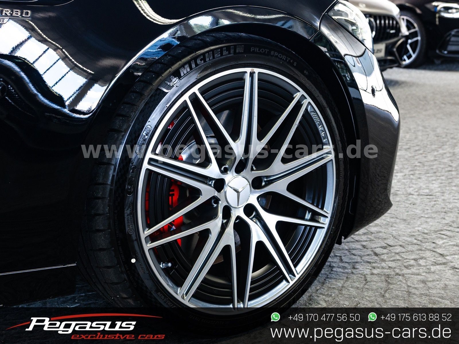 MERCEDES-BENZ C 63 AMG - 46