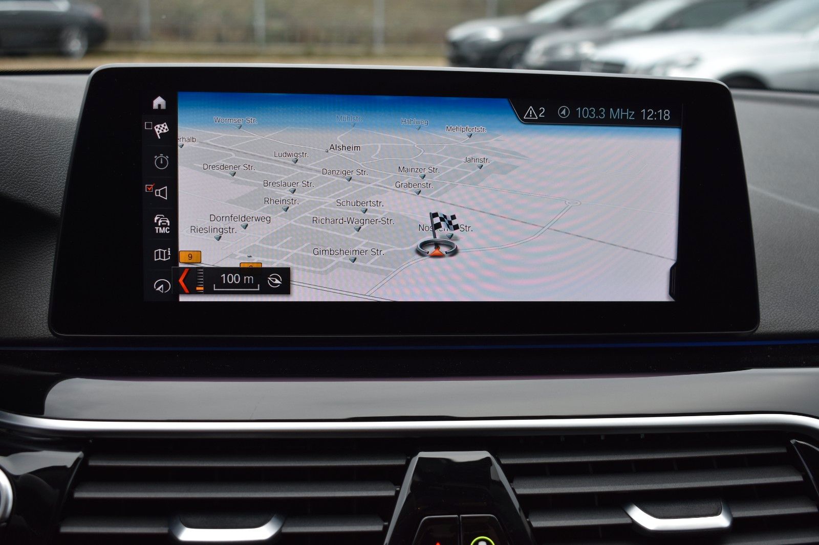 Fahrzeugabbildung BMW 520d Touring M Sportfahrwerk HUD AHK Keyless ACC