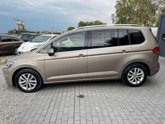 Fahrzeugabbildung Volkswagen Touran Highline DSG **LED / NAVI / KAMERA / Totw