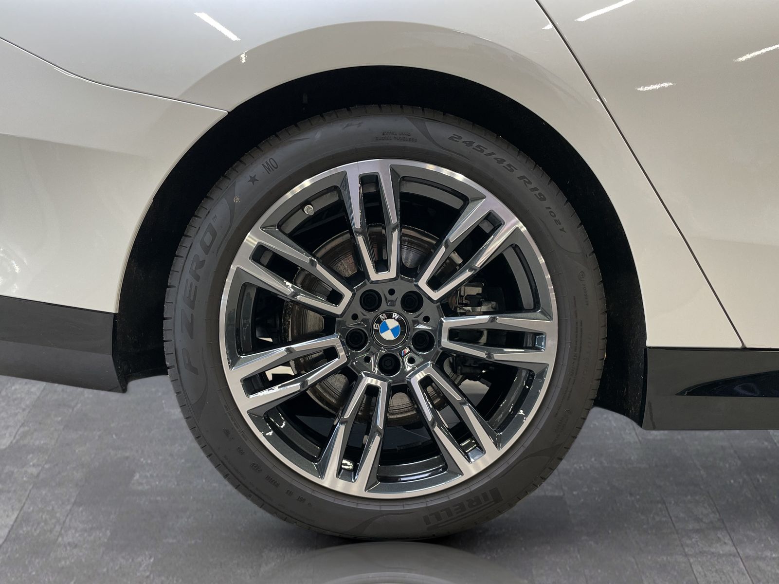 BMW 520 - Bild 14