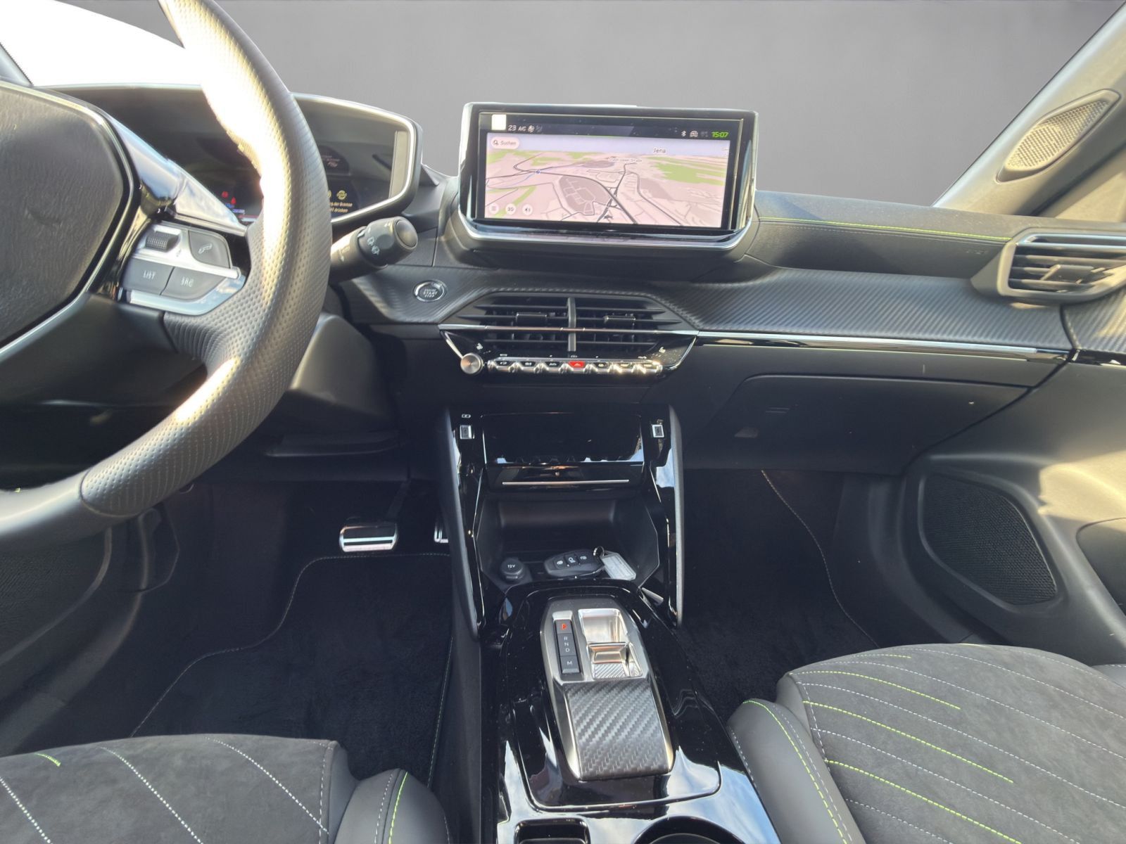 Peugeot 2008 - Bild 14