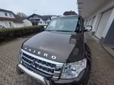 Mitsubishi Pajero 3,2 DI-D 4WD Final Edition Automatik ... - Mitsubishi Pajero: Final Edition