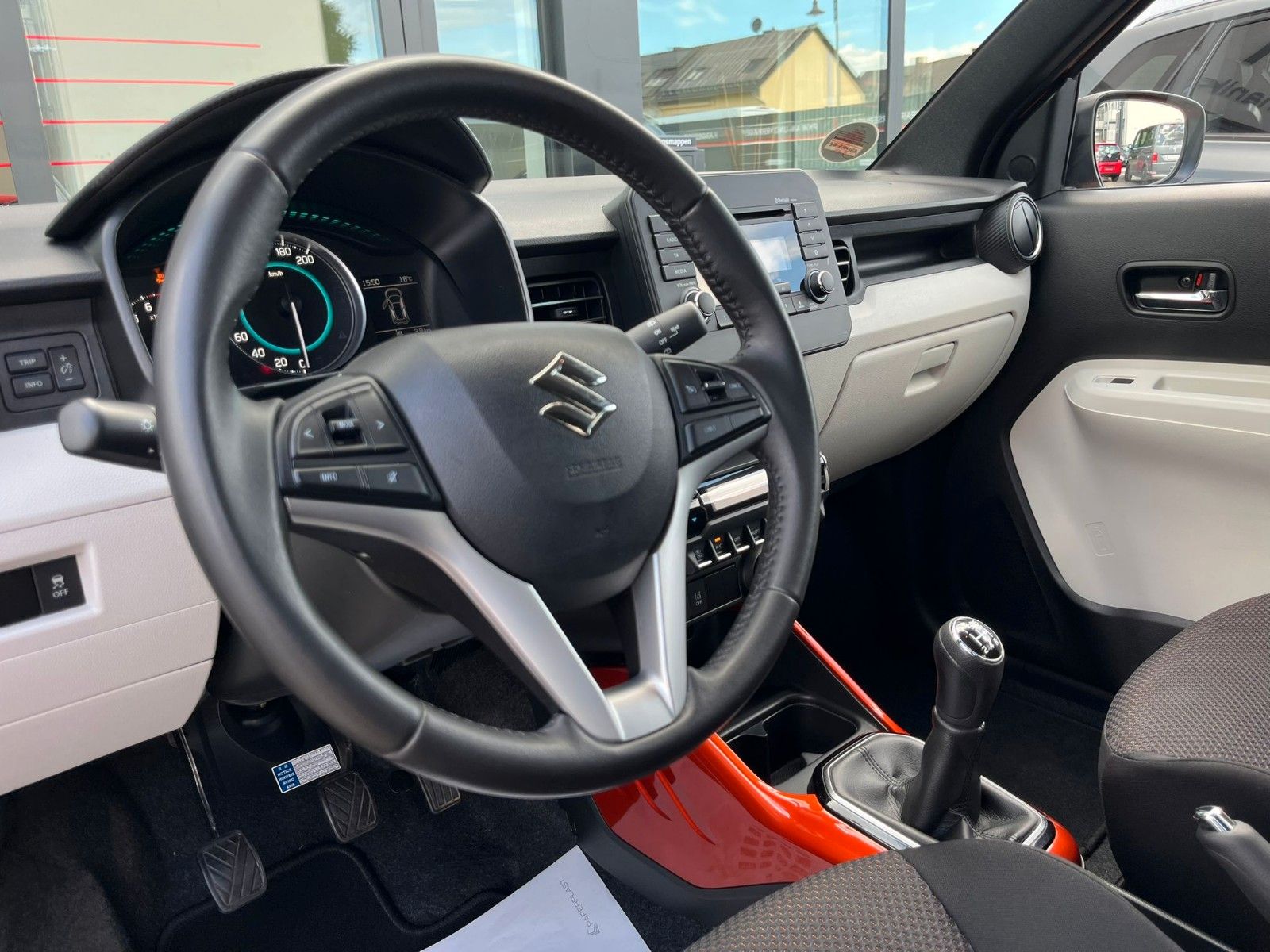 Fahrzeugabbildung Suzuki Ignis Intro Edition*8xbereift*