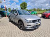 Volkswagen Tiguan Sound BMT/Start-Stopp 4Motion - mit Diesel-Antrieb: Silber, Geländewagen