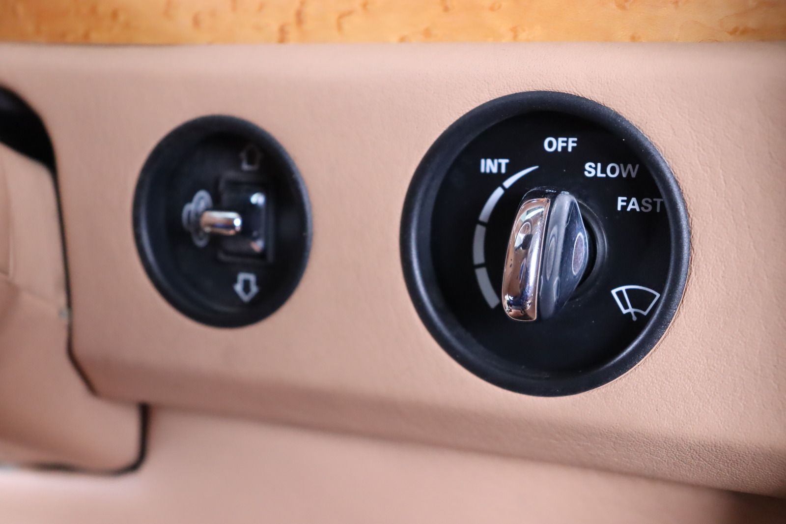 Fahrzeugabbildung Bentley Azure Mulliner Cabriolet * Top-Zustand
