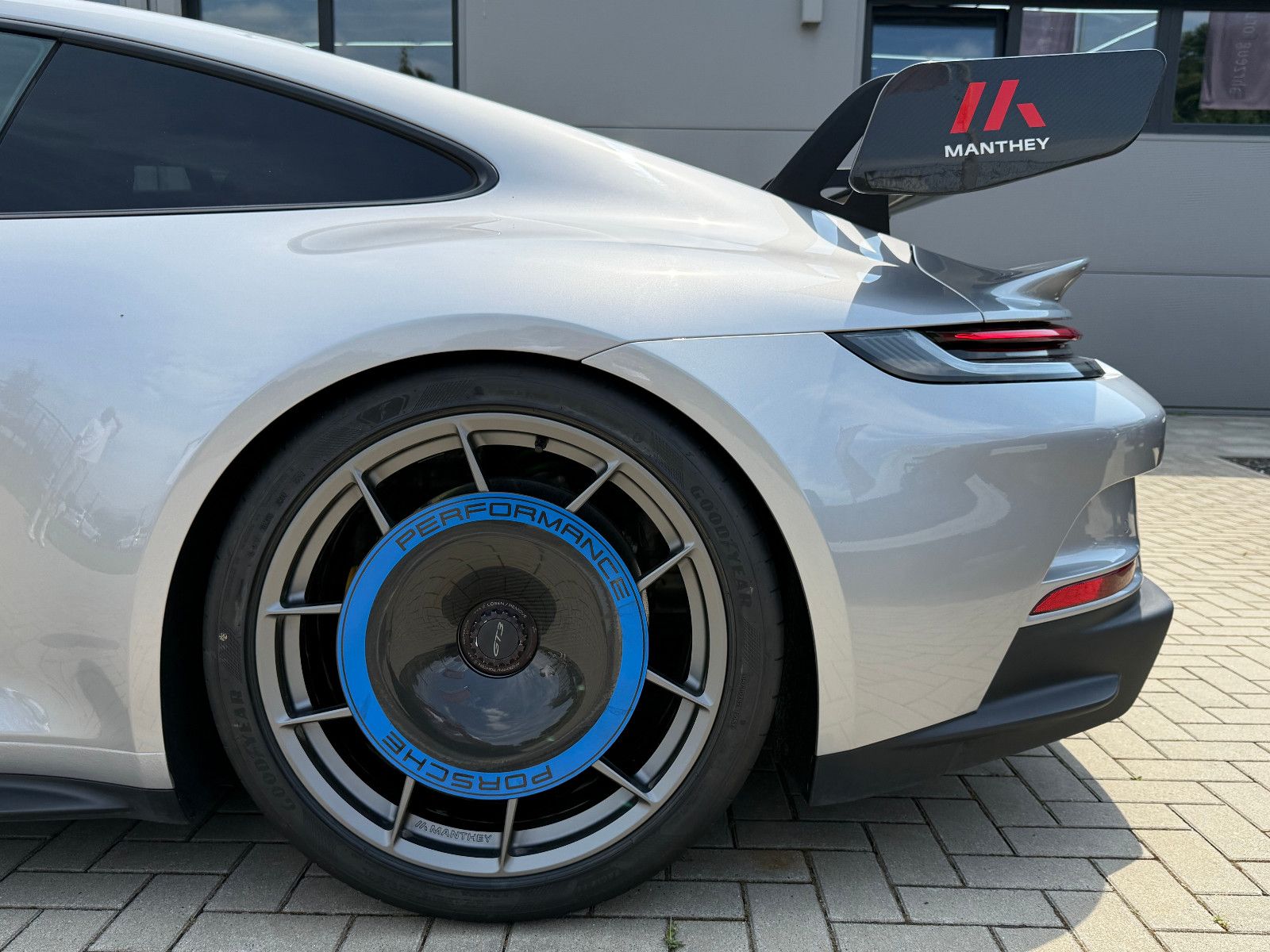 Fahrzeugabbildung Porsche 911/992.1 GT3 Manthey Kit, Lift, Approved,Steuer