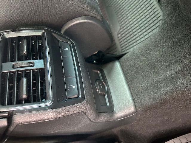 Karoq Clever 2.0 TDI DSG 4x4 NAV;SHZ;LED;KESSY