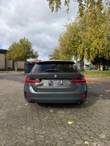 BMW 318d Touring Automatik Navi  - BMW 318 in Freiburg