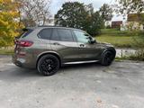 BMW X5 M50i Top-Zustand und Vollausstattung 