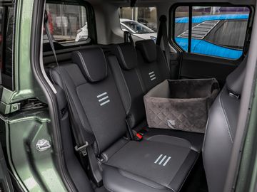 Ford Tourneo Courier BEV Active Fahrerassistenz-Paket