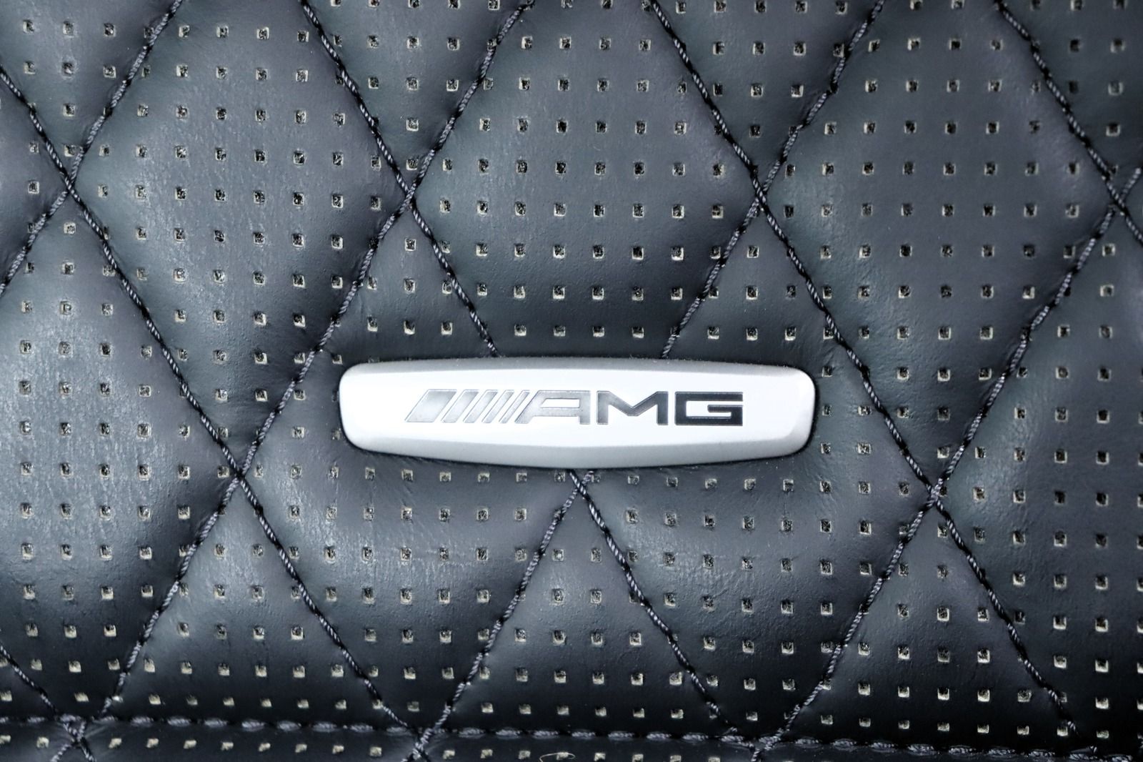 Fahrzeugabbildung Mercedes-Benz G 65 AMG * Standhzg. * DIS *