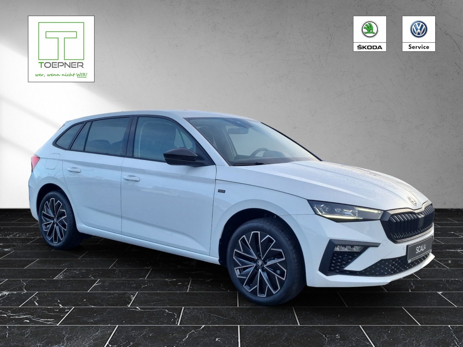 Fahrzeugabbildung SKODA Scala Tour 1,0 TSI DSG Black Image SipmlyClever