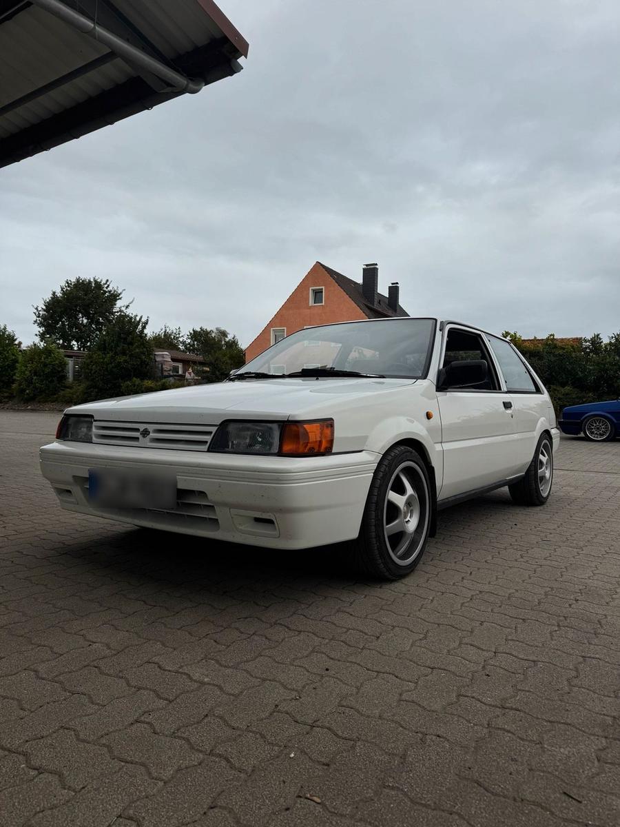 Nissan Sunny