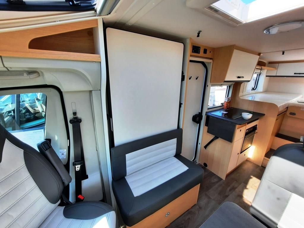 Fahrzeugabbildung Sunlight V 67S ADVENTURE EDITION Verfüg./Sparen Sie 2.357
