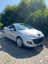 Peugeot 207 CC Platinum 120 Platinum - Peugeot 207 mit Benzin-Antrieb: Leder, Cabrio, Platinum