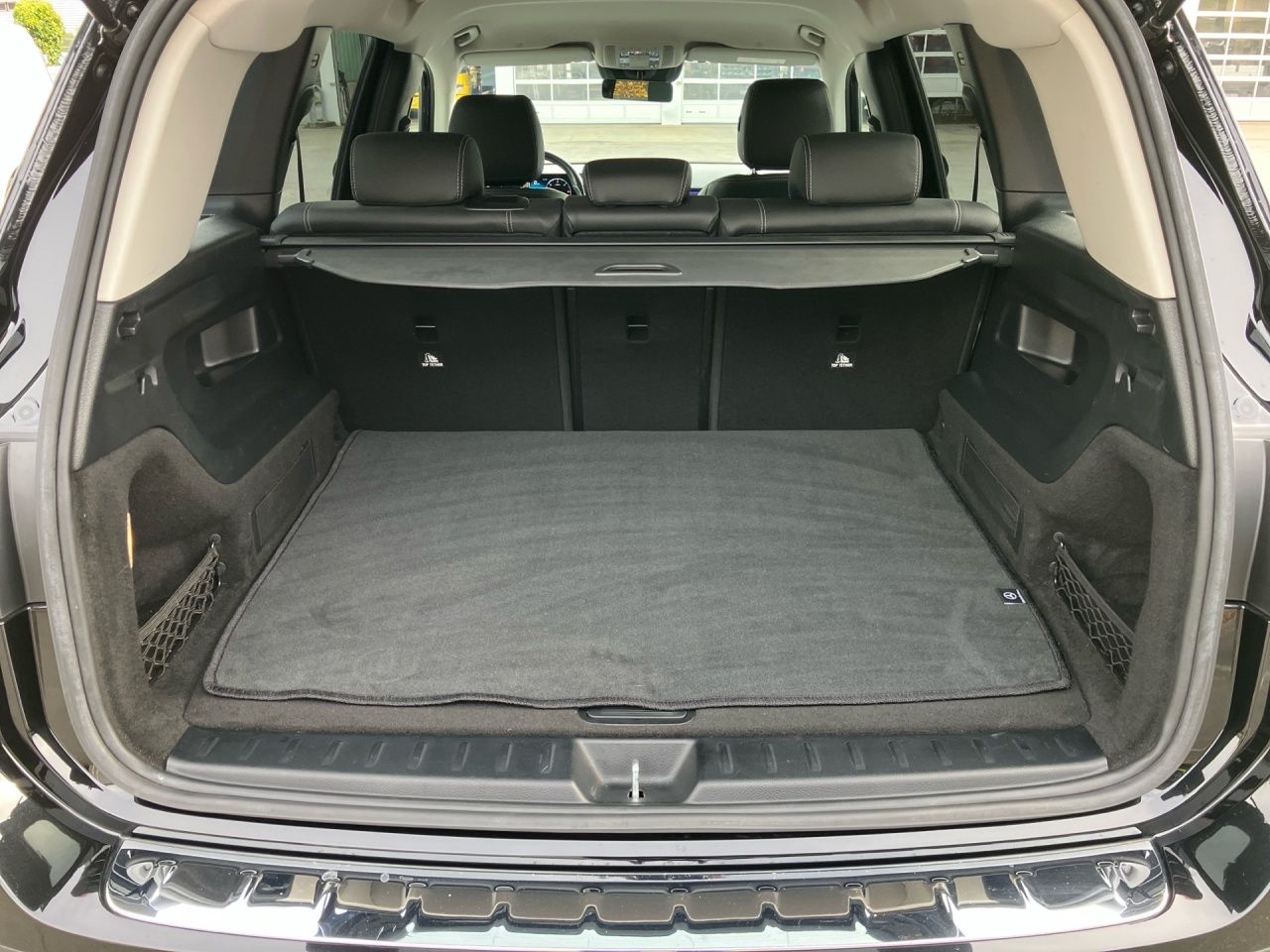 Fahrzeugabbildung Mercedes-Benz GLB 220 d PROGRESSIVE+AHK+NIGHT+MULTIB+360+LHZ++