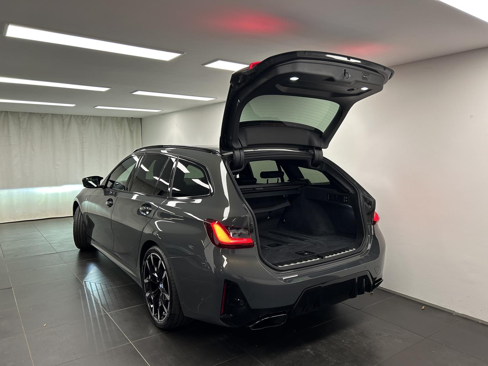 BMW M340i xDrive Touring M Sportpaket HiFi DAB LED P