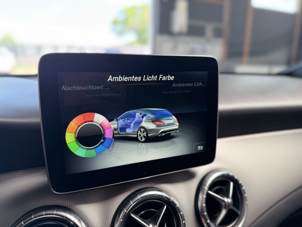 MERCEDES-BENZ CLA 220 4MATIC/SB/PANO/DISTRONIC+ MERCEDES-BENZ CLA 220 4MATIC/SB/PANO/DISTRONIC+