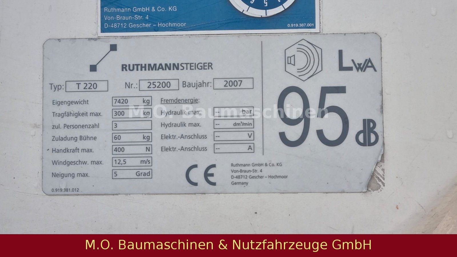 Fahrzeugabbildung Mercedes-Benz Atego 818 / Ruthmann T220 / Arbeitsbühne 22 m