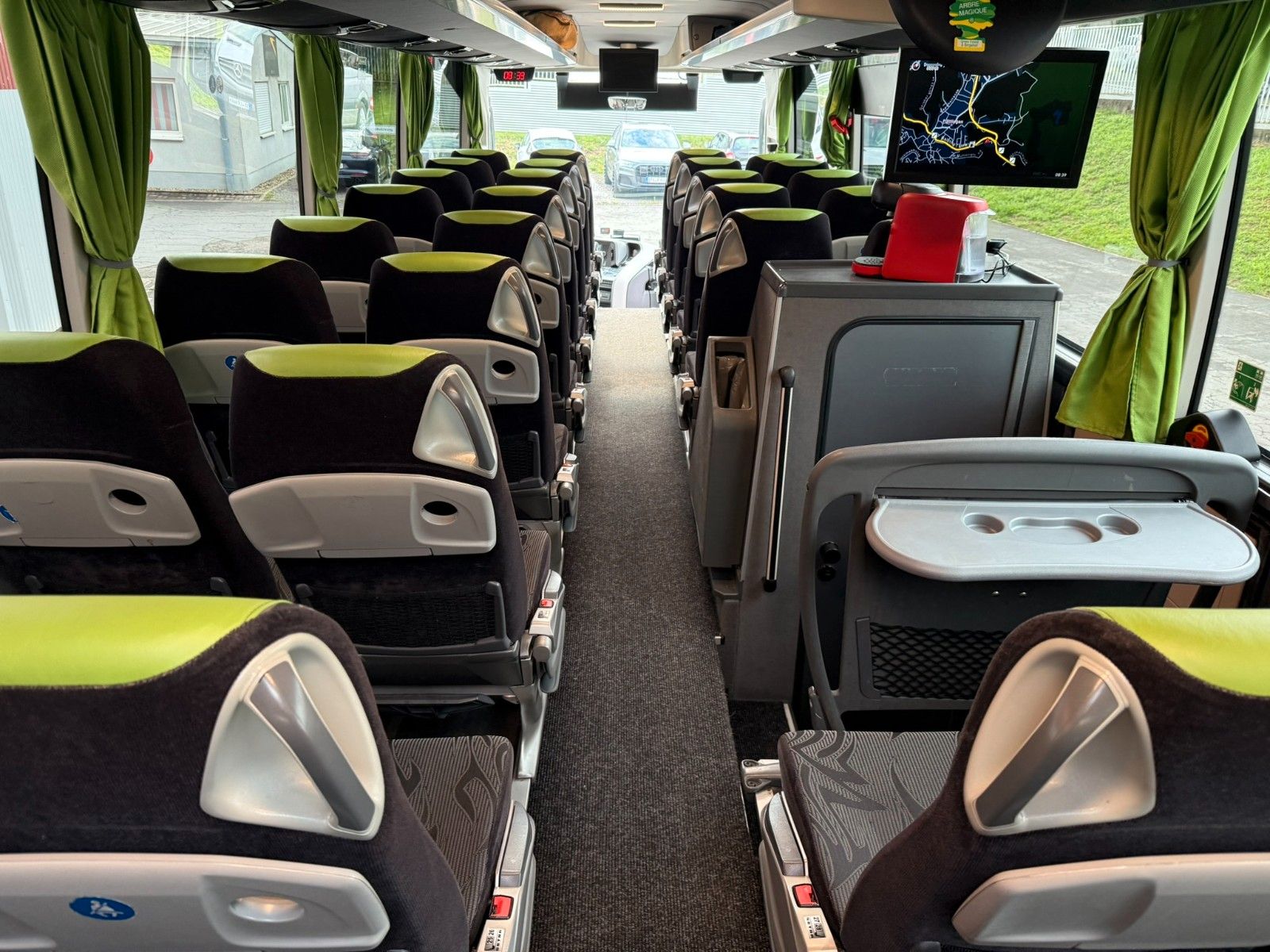 MERCEDES-BENZ  2019 - Image 25 of 30