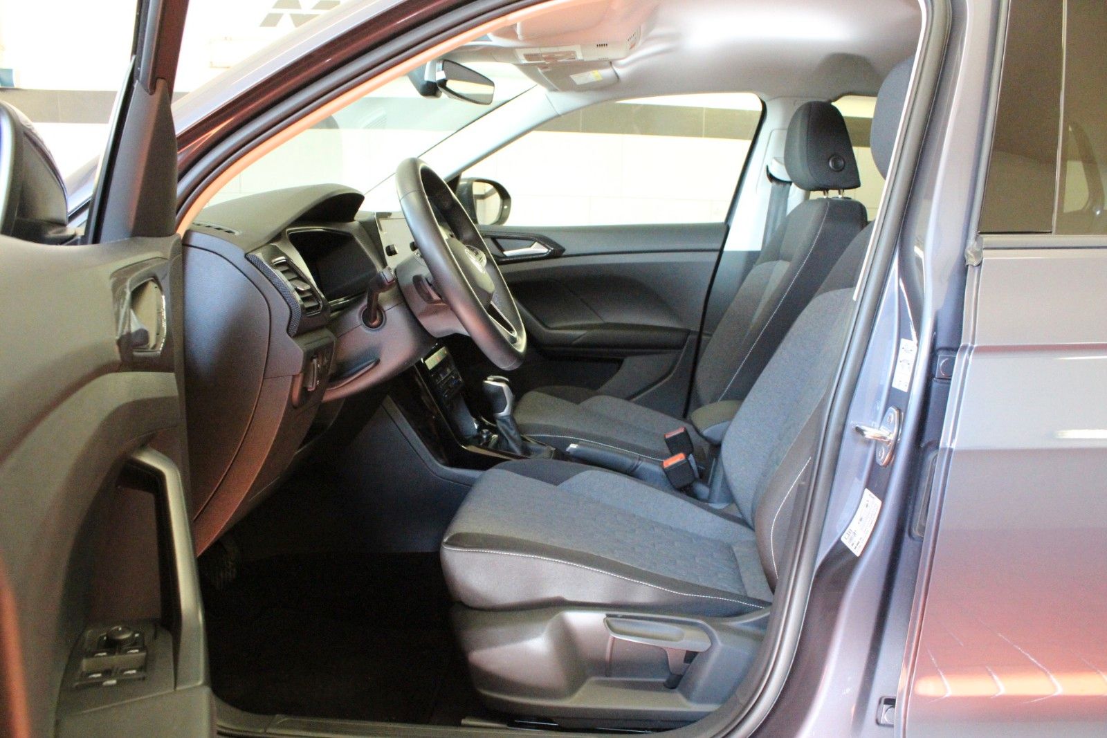 Fahrzeugabbildung Volkswagen T-Cross 1.0 TSI DSG *Sitzhzg*Kamera*