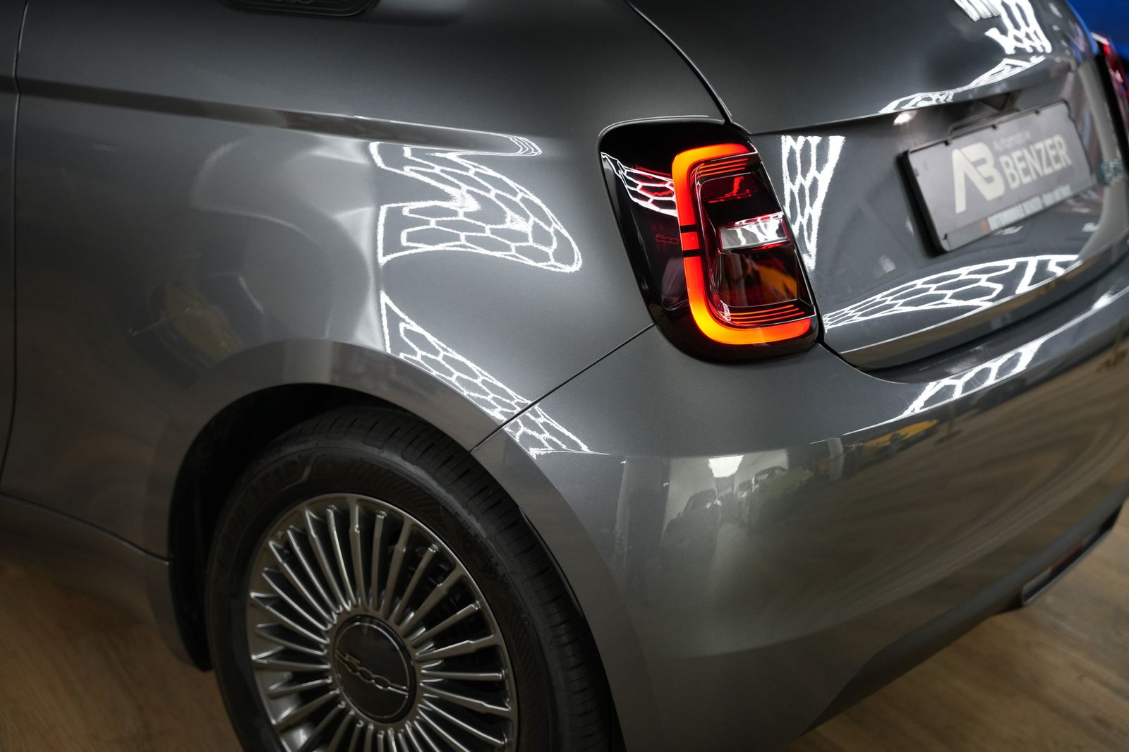 Fahrzeugabbildung Fiat 500 Icon *42 Kwh*Rückfahrkamera*Navigation*Klima