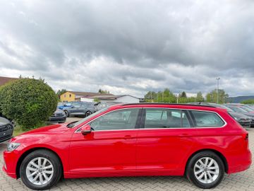 Volkswagen Passat Variant - 2