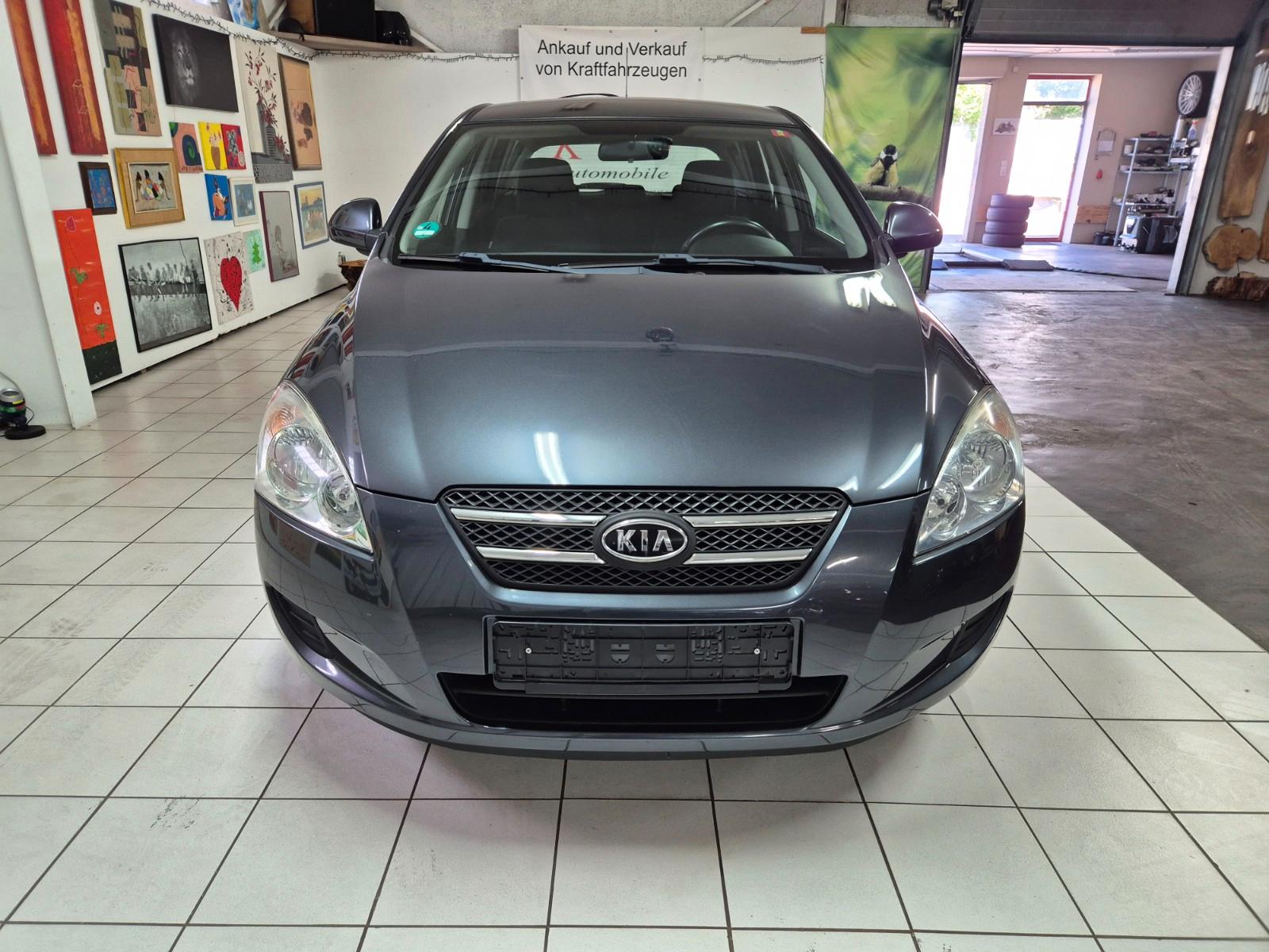 Kia cee'd / Ceed