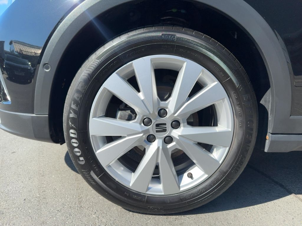 Fahrzeugabbildung SEAT Arona Xperience, SHZ, LED, NAVI