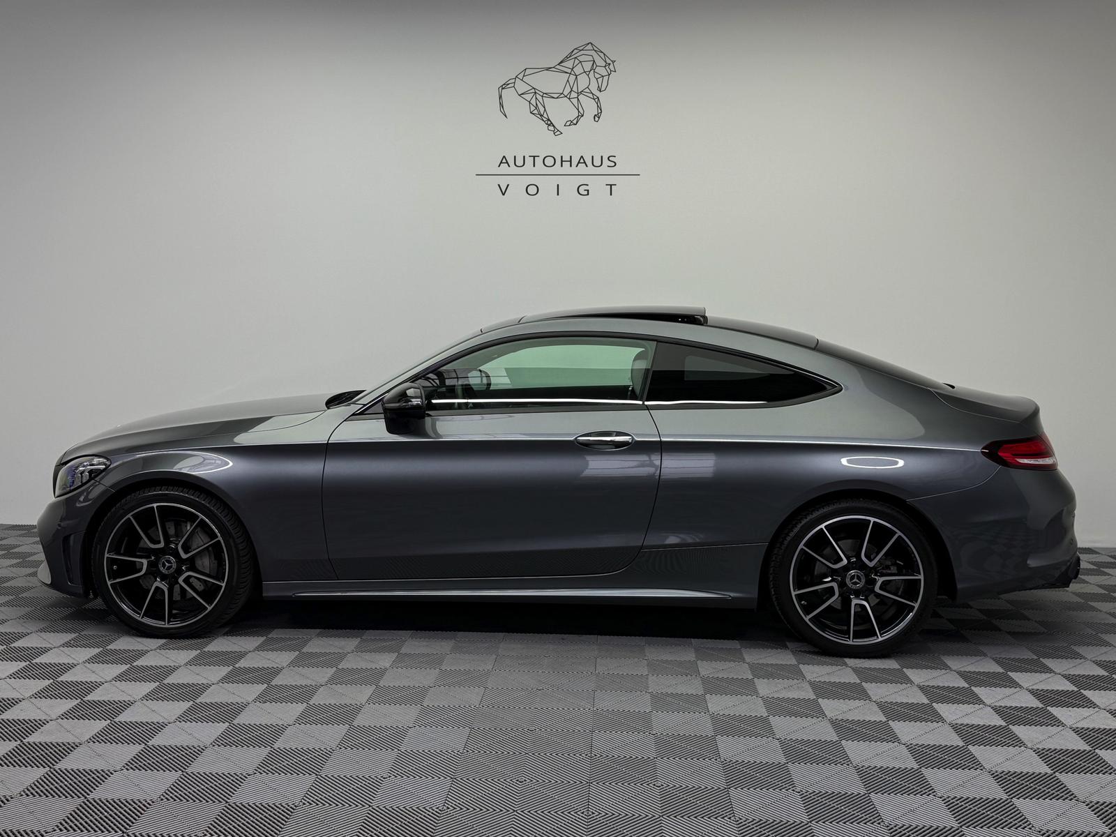 Mercedes-Benz C 300 AMG Line|Pano|Virtual|Burmester|Carbon|HuD