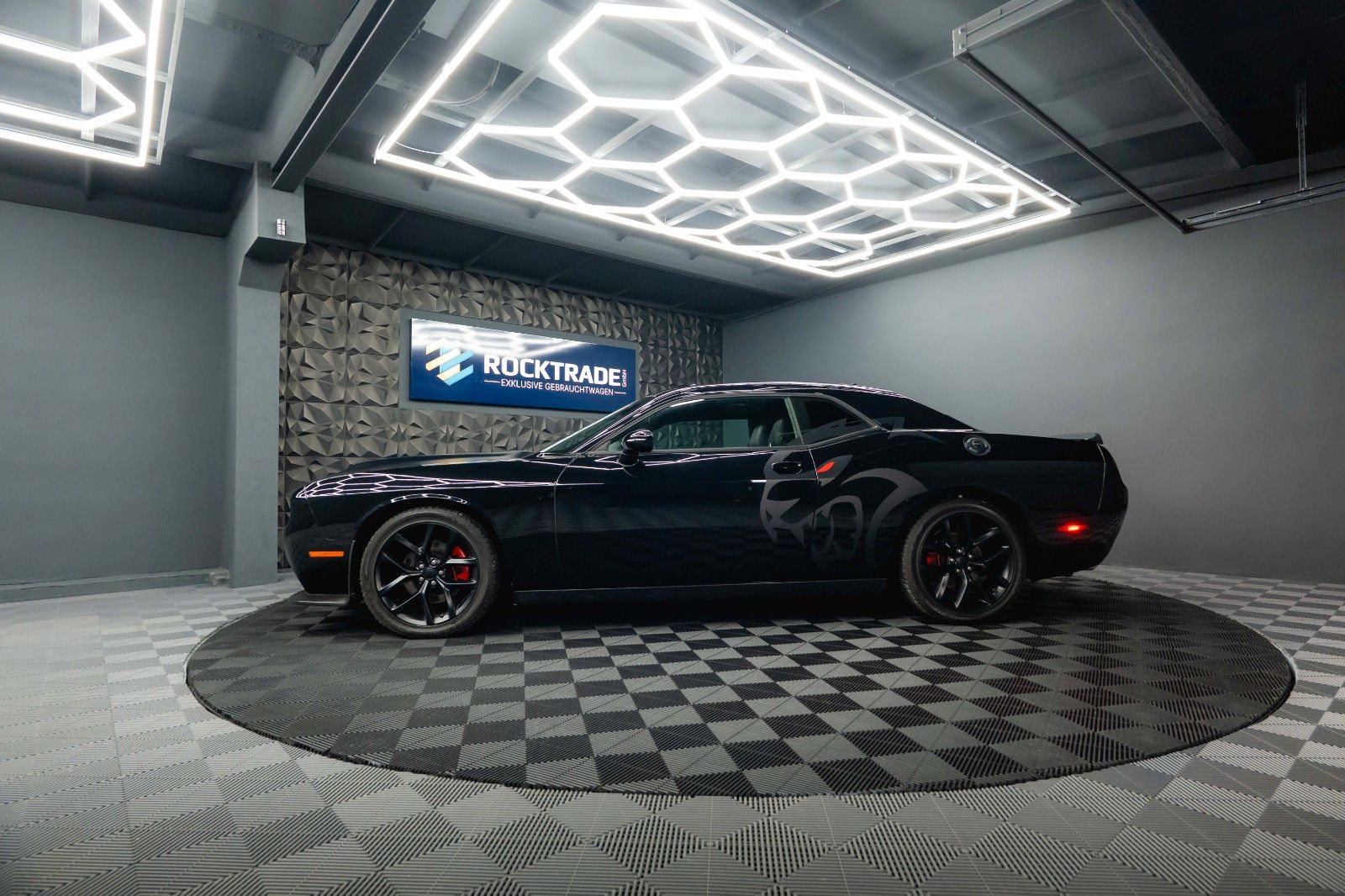Fahrzeugabbildung Dodge Challenger 5.7 V8 R/T SRT Performance SuperTrack