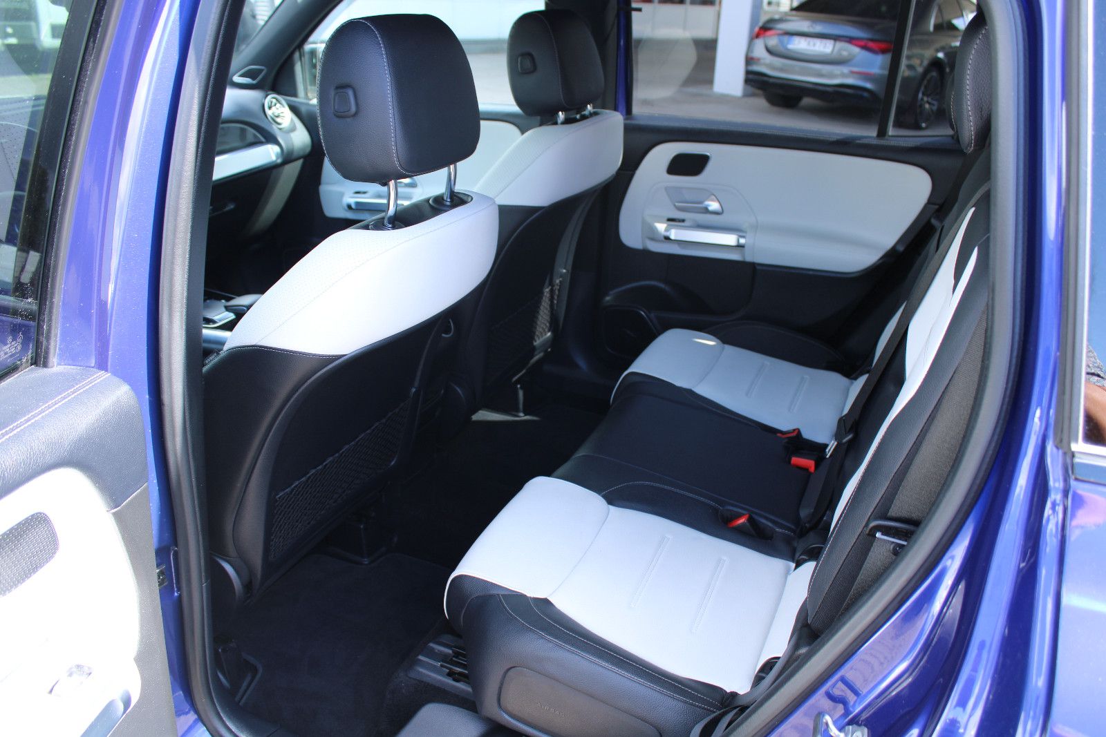 Mercedes-Benz GLB 220d 4Matic AMG-Line Head-Up Distronic AHK foto 11