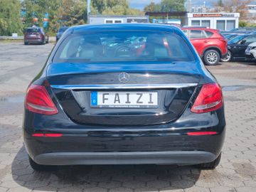 Mercedes E 200 - 6