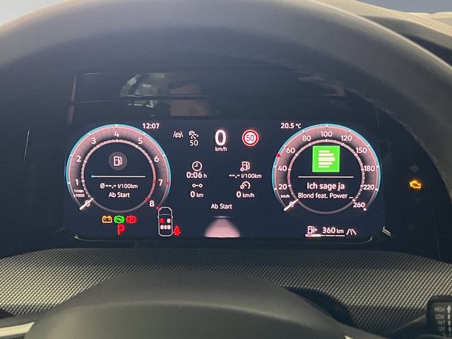 Golf VIII R-Line 1.5 eTSI DSG