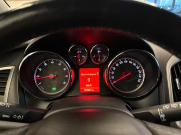 Opel Astra J Sports Tourer 150 Jahre Opel