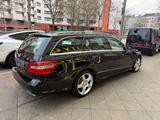 Mercedes-Benz E 250 CDI 4MATIC T B.E. AVANTGARDE Aut. AVAN...