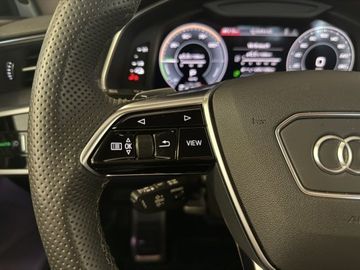 Fotografie des Audi A6 Avant 50 TFSI e quattro Sport/220KW Systemle