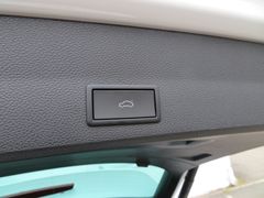 CUPRA Ateca 2.0 TSI 4Drive DSG Fahrass Ahk Akrapovic CUPRA Ateca 2.0 TSI 4Drive DSG Fahrass Ahk Akrapovic